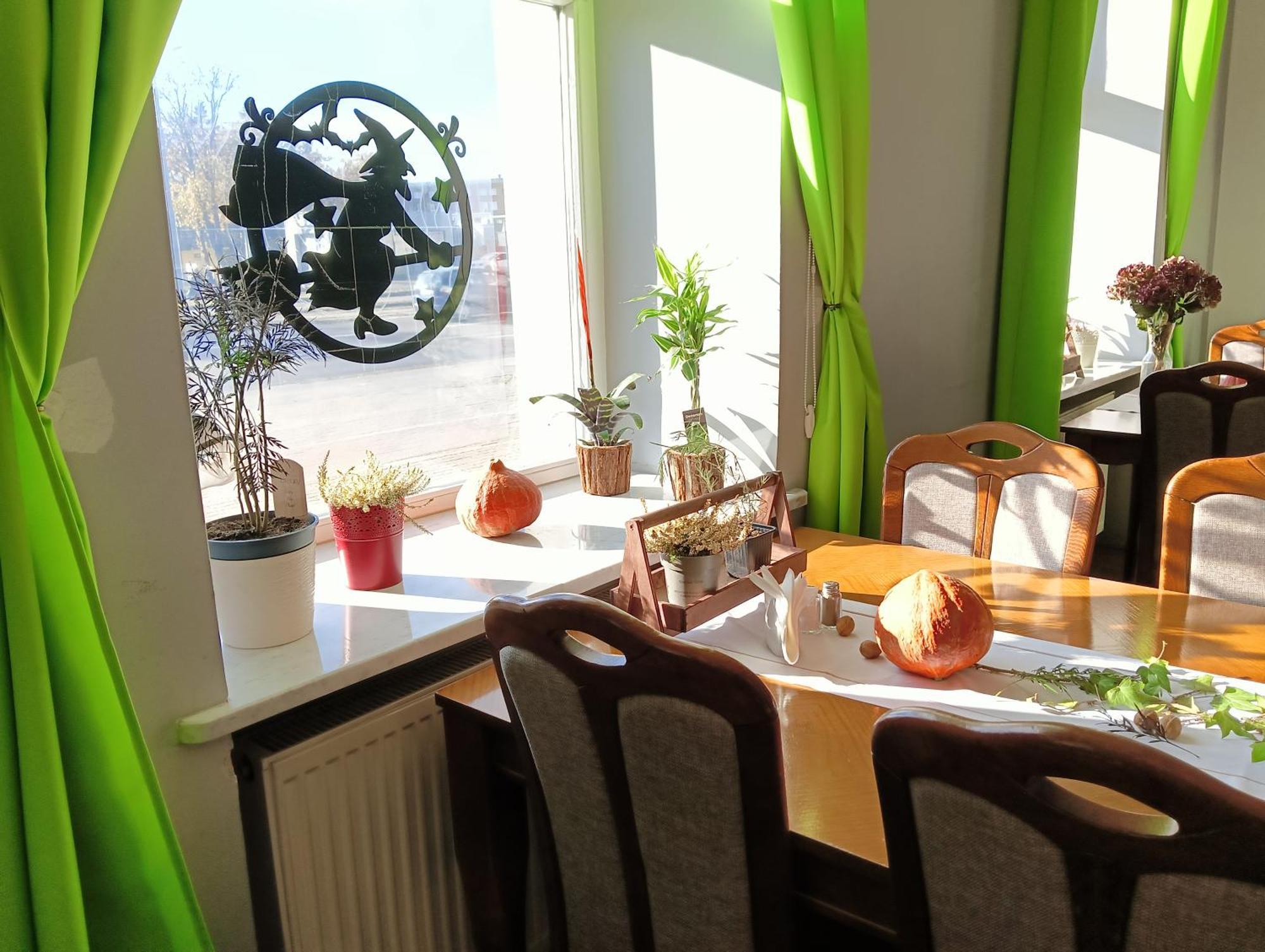 Hotel Sowa Елблаг Екстериор снимка